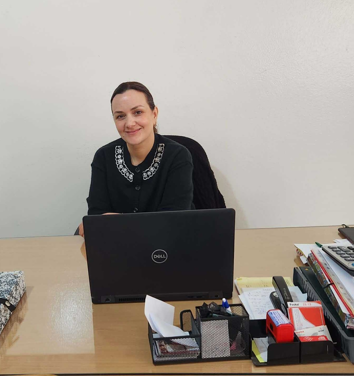 Photo de la directrice